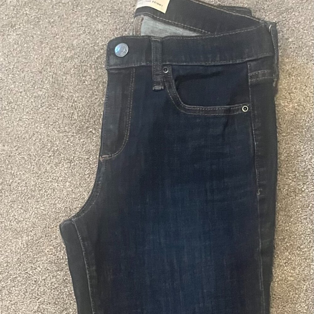 Gap True Skinny Jeans